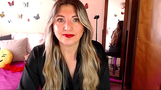 Jolie-Mature online show from 03-06-26, 08:38