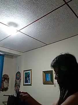 kelly dirty  online show from 05-25-26, 12:55