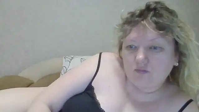 Snapshot of Lusi-777 chatting on 12-19-25, 07:26 Lusi-777 online show from 12-19-25, 07:26