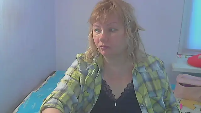 Snapshot of Lusi-777 chatting on 02-21-26, 11:44 Lusi-777 online show from 02-21-26, 11:44
