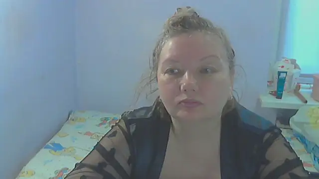 Snapshot of Lusi-777 chatting on 04-10-26, 10:20 Lusi-777 online show from 04-10-26, 10:20