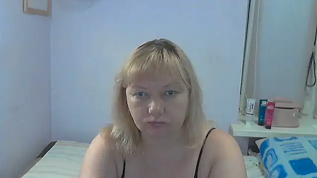 Snapshot of Lusi-777 chatting on 06-19-26, 03:22 Lusi-777 online show from 06-19-26, 03:22