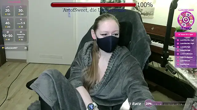 Snapshot of ArtofSweet chatting on 04-26-26, 06:27 ArtofSweet online show from 04-26-26, 06:27