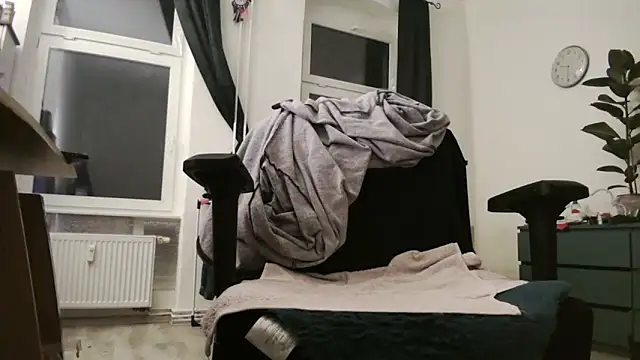 chubbysmallcockxh online show from 03-28-26, 08:30