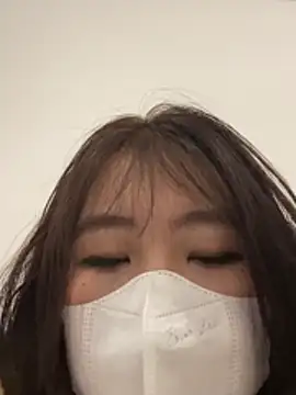 Onee-Chew online show from 02-13-26, 01:56