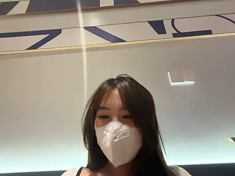 Onee-Chew online show from 06-16-26, 04:31