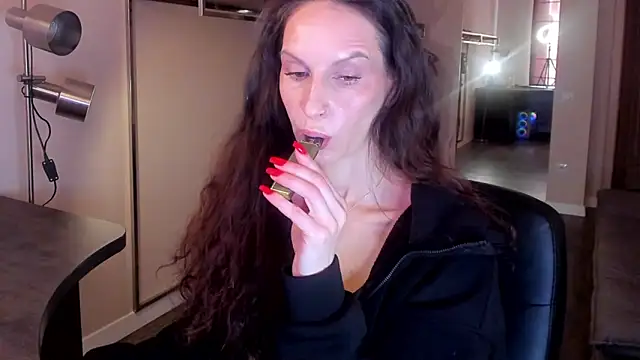 Mila Anders online show from 03-10-26, 05:45