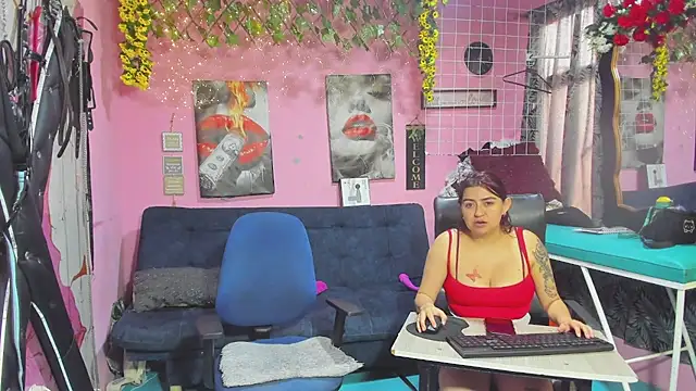 lesbiancuple online show from 05-26-26, 01:18