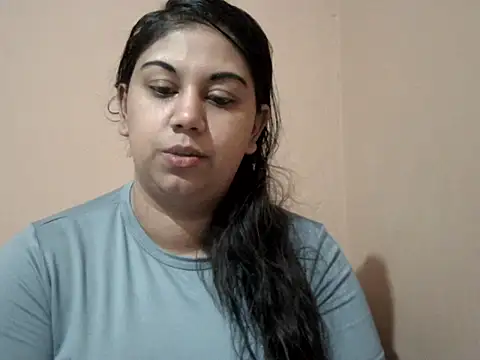 Snapshot of bellachow10 chatting on 07-15-26, 08:19 bellachow10 online show from 07-15-26, 08:19