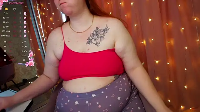 Snapshot of Mia_Bows chatting on 07-11-26, 12:46 Mia Bows online show from 07-11-26, 12:46