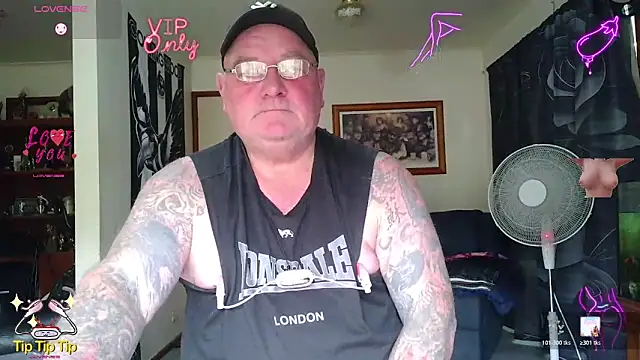 Snapshot of HOTANAL chatting on 05-21-26, 01:34 HOTANAL online show from 05-21-26, 01:34