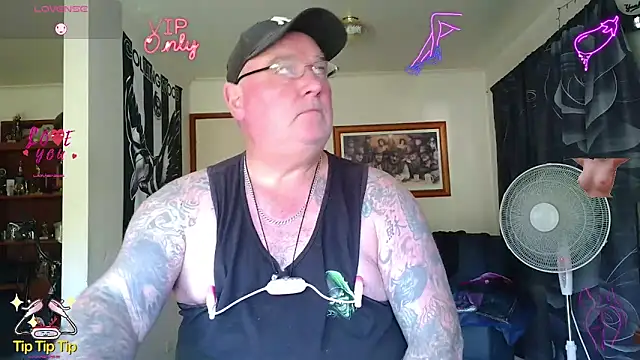 Snapshot of HOTANAL chatting on 05-22-26, 02:51 HOTANAL online show from 05-22-26, 02:51