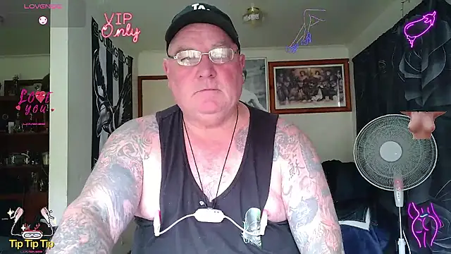 Snapshot of HOTANAL chatting on 05-27-26, 02:08 HOTANAL online show from 05-27-26, 02:08