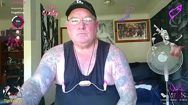 Snapshot of HOTANAL chatting on 05-28-26, 03:15 HOTANAL online show from 05-28-26, 03:15