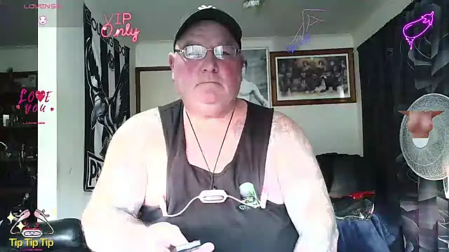 Snapshot of HOTANAL chatting on 05-29-26, 06:11 HOTANAL online show from 05-29-26, 06:11