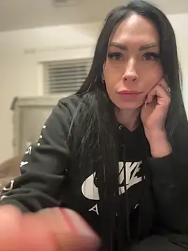 Snapshot of annablisss chatting on 02-20-26, 12:07 annablisss online show from 02-20-26, 12:07