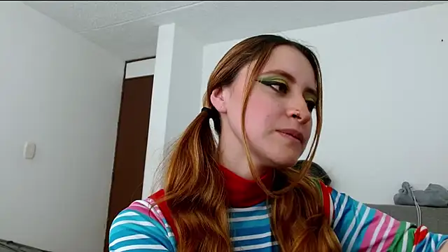 Juls winter  online show from 04-09-26, 05:51