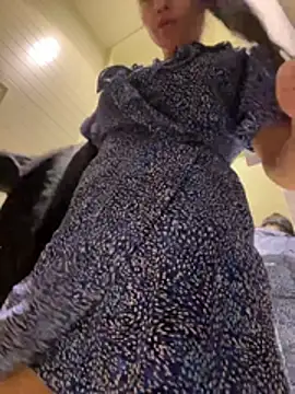 CrazzyChicks online show from 03-20-26, 06:40