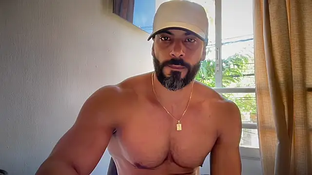Snapshot of romeolovedark chatting on 05-31-26, 02:13 romeolovedark online show from 05-31-26, 02:13