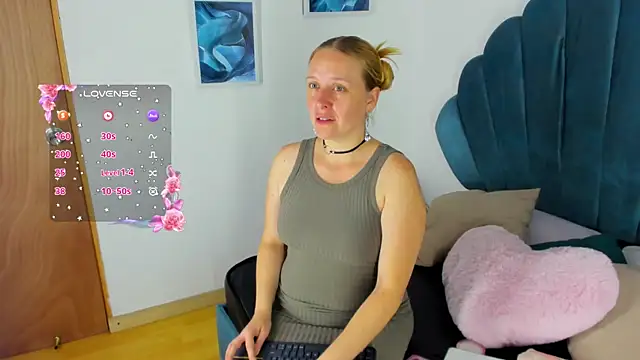 EmilySumer online show from 07-03-26, 09:21