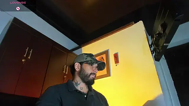 Snapshot of CamiloGray_ chatting on 01-14-26, 02:55 CamiloGray online show from 01-14-26, 02:55