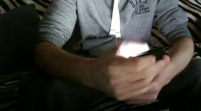 Dzutt online show from 02-27-25, 03:37