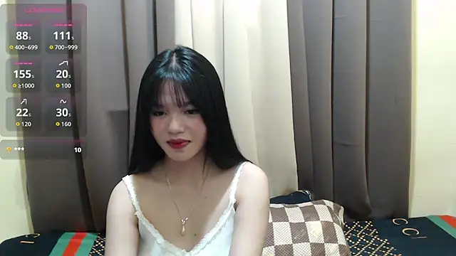 Snapshot of x_brittany_x chatting on 04-25-26, 12:57 x brittany x online show from 04-25-26, 12:57