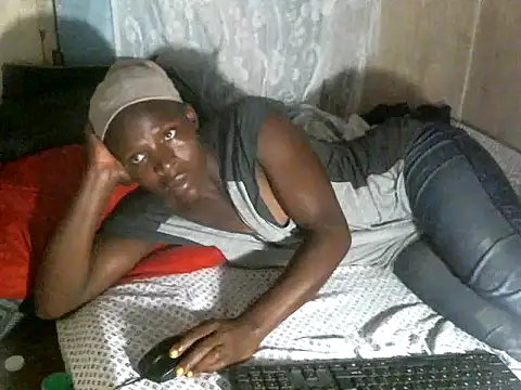 Snapshot of cute-shamza chatting on 01-15-26, 05:05 cute-shamza online show from 01-15-26, 05:05