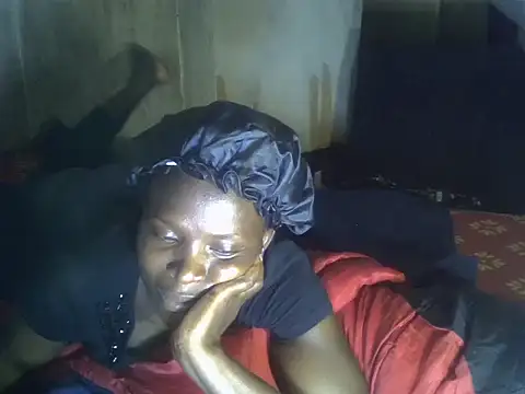 Snapshot of cute-shamza chatting on 03-27-26, 12:27 cute-shamza online show from 03-27-26, 12:27