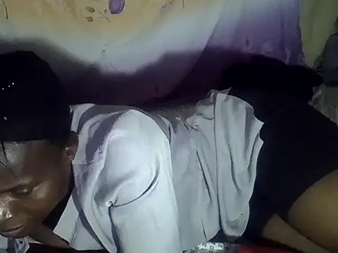 Snapshot of cute-shamza chatting on 04-05-26, 04:26 cute-shamza online show from 04-05-26, 04:26