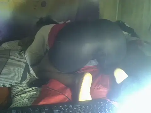 cute-shamza online show from 05-20-26, 02:40
