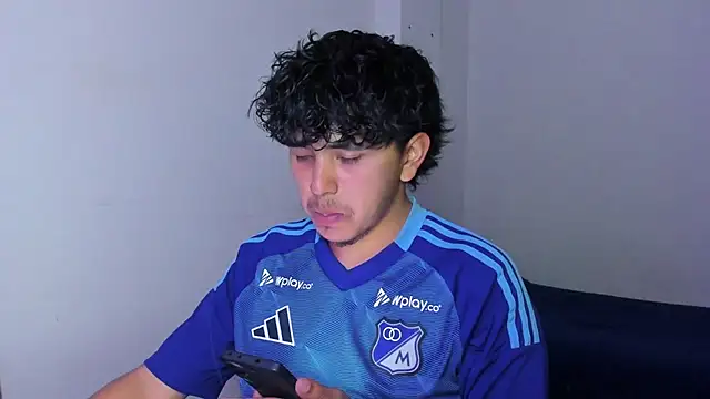 Snapshot of cody_johson chatting on 01-09-26, 10:00 cody johson online show from 01-09-26, 10:00