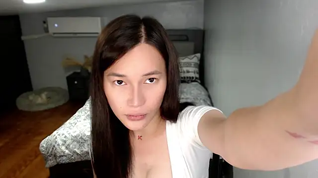 AmazingLuchie online show from 03-19-26, 06:17