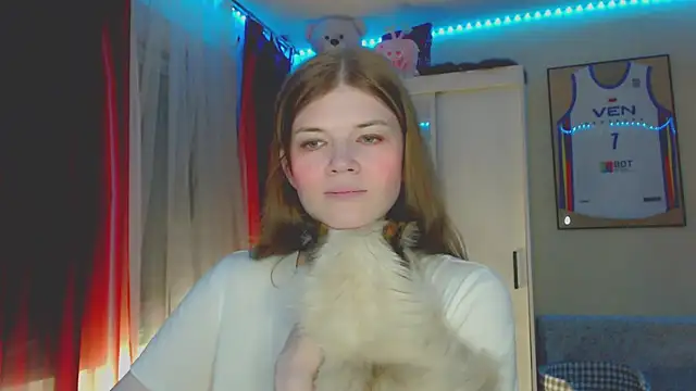 Snapshot of Klementa chatting on 07-20-26, 06:10 Klementa online show from 07-20-26, 06:10