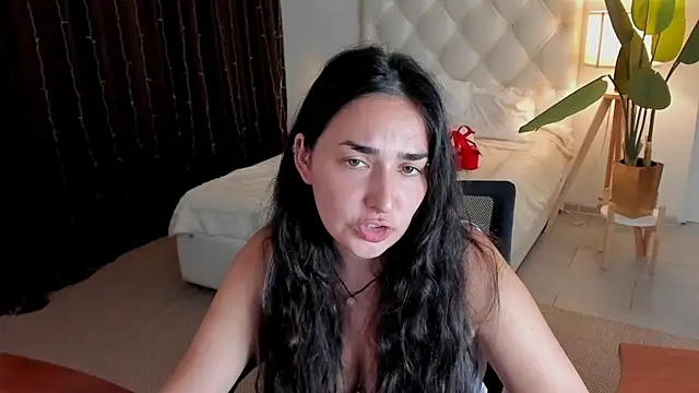 Snapshot of CeceliaJohnson chatting on 07-07-26, 07:23 CeceliaJohnson online show from 07-07-26, 07:23