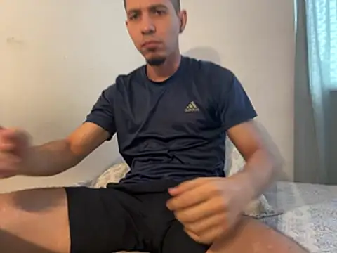 Snapshot of steven_clain chatting on 04-01-26, 10:29 steven clain online show from 04-01-26, 10:29