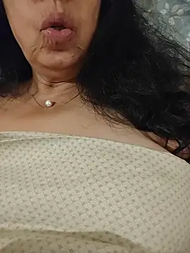 Susannemilf online show from 03-20-26, 02:05