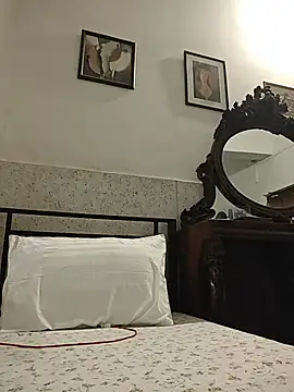 Susannemilf online show from 04-11-26, 03:00