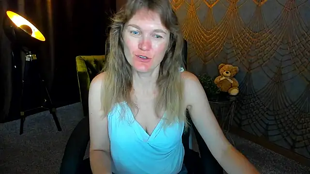 Snapshot of Anabell_xxx chatting on 07-18-26, 05:44 Anabell xxx online show from 07-18-26, 05:44