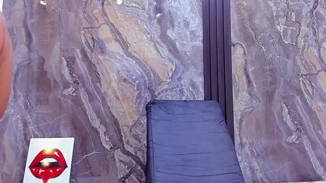 Snapshot of HellenJohansson chatting on 03-13-25, 08:22 HellenJohansson online show from 03-13-25, 08:22