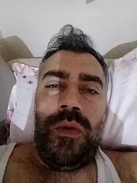 Snapshot of kevgir08 chatting on 11-18-25, 10:03 kevgir08 online show from 11-18-25, 10:03
