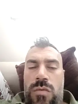 Snapshot of kevgir08 chatting on 07-15-26, 04:34 kevgir08 online show from 07-15-26, 04:34