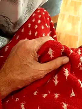 feet toes online show from 04-27-26, 04:54