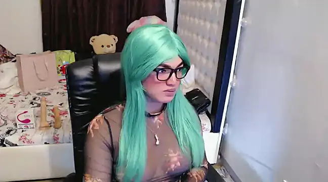 Snapshot of Goddess_Sarah chatting on 12-30-24, 09:59 Goddess Sarah online show from 12-30-24, 09:59