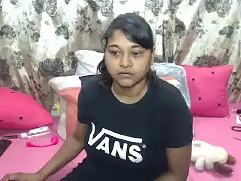 indian glitter online show from 09-28-25, 05:51
