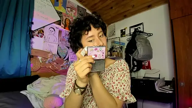 Snapshot of bellaa-w chatting on 01-19-26, 02:37 bellaa-w online show from 01-19-26, 02:37