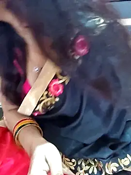 Snapshot of Diya_143 chatting on 03-15-26, 08:09 Diya 143 online show from 03-15-26, 08:09