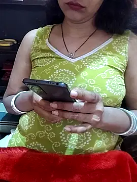 Snapshot of Diya_143 chatting on 03-17-26, 07:01 Diya 143 online show from 03-17-26, 07:01