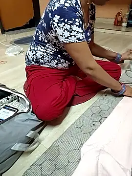 Snapshot of Diya_143 chatting on 04-09-26, 02:00 Diya 143 online show from 04-09-26, 02:00