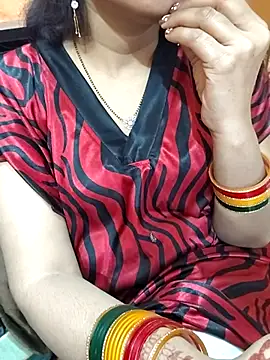 Snapshot of Diya_143 chatting on 04-12-26, 04:12 Diya 143 online show from 04-12-26, 04:12